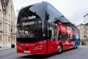 Oxford Tube coach in Broad Street